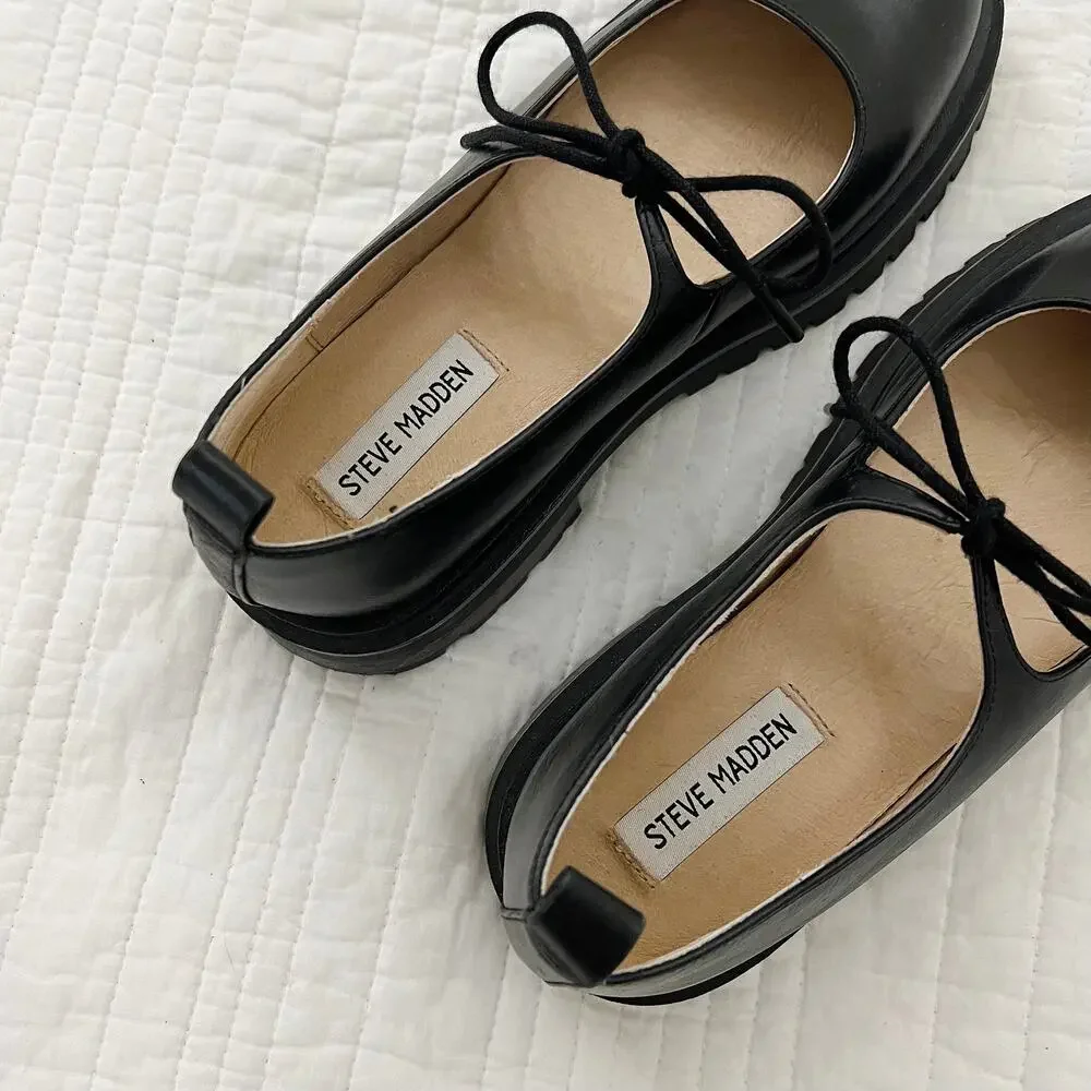 Steve Madden Landon Platform Mary Janes Women's Size 8 Black Flats